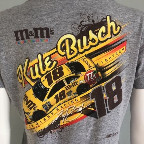 Kyle Busch #18 Racing M&M V-Neck T-Shirt - M - Picture 5 of 7